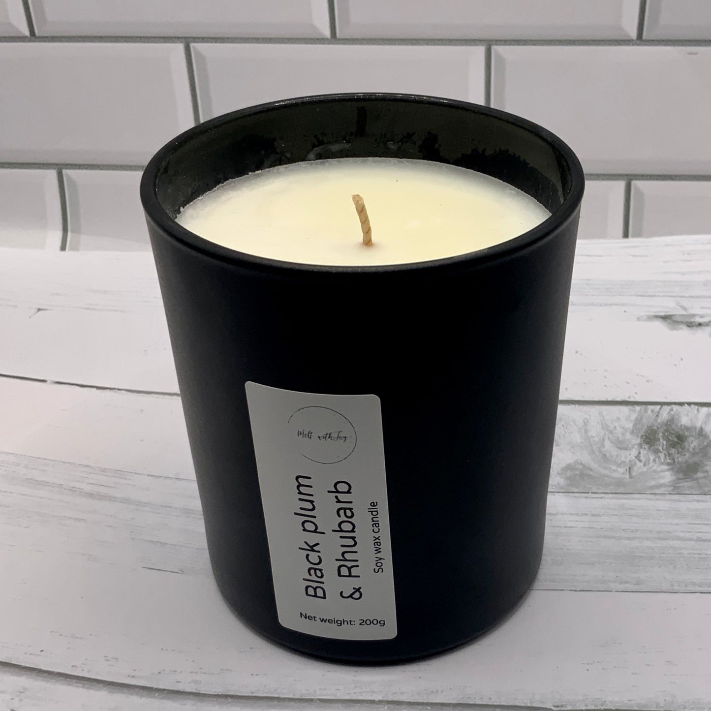 Black plum & rhubarb candle