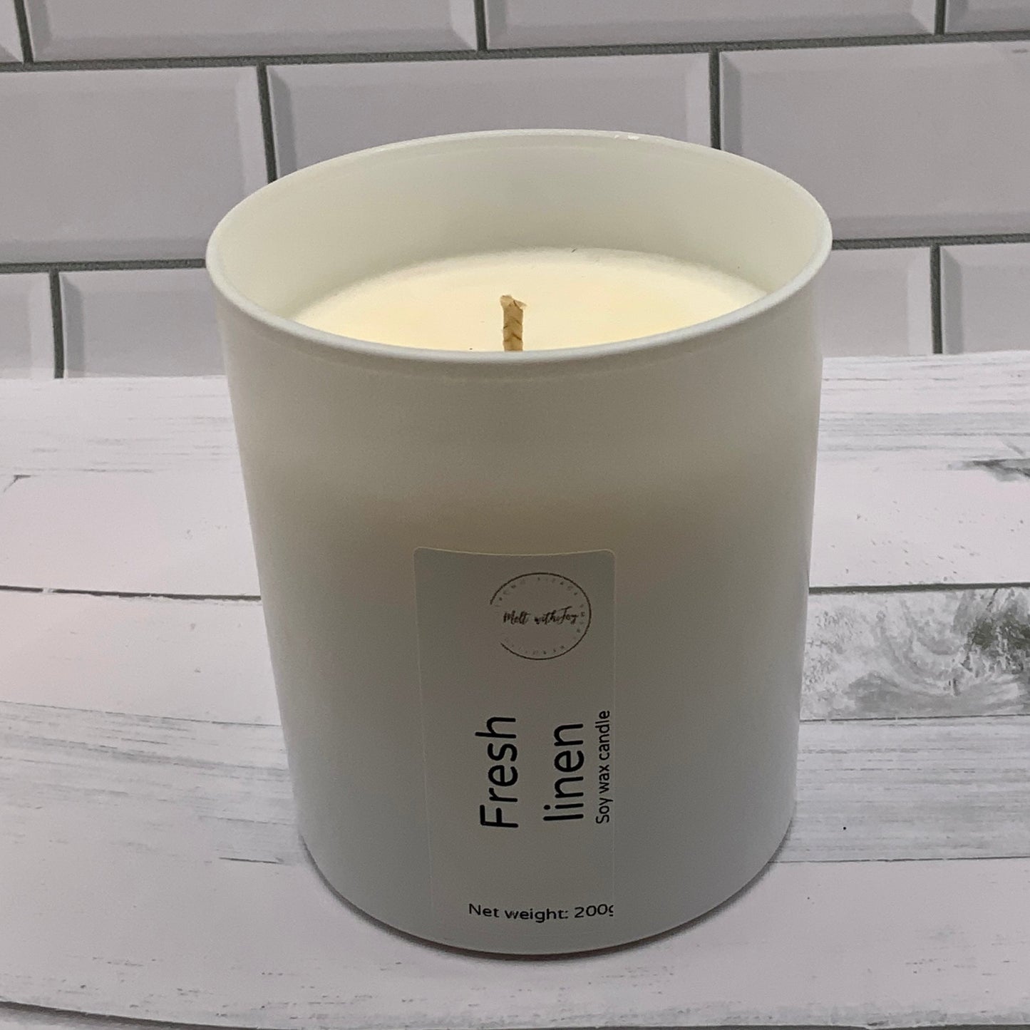 Fresh linen candle