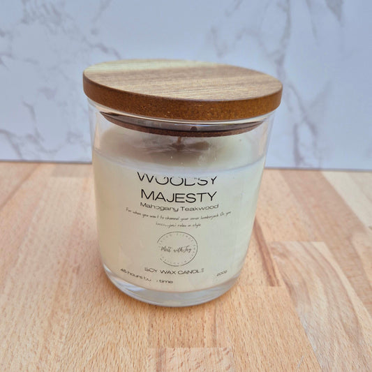 Woodsy Majesty Candle