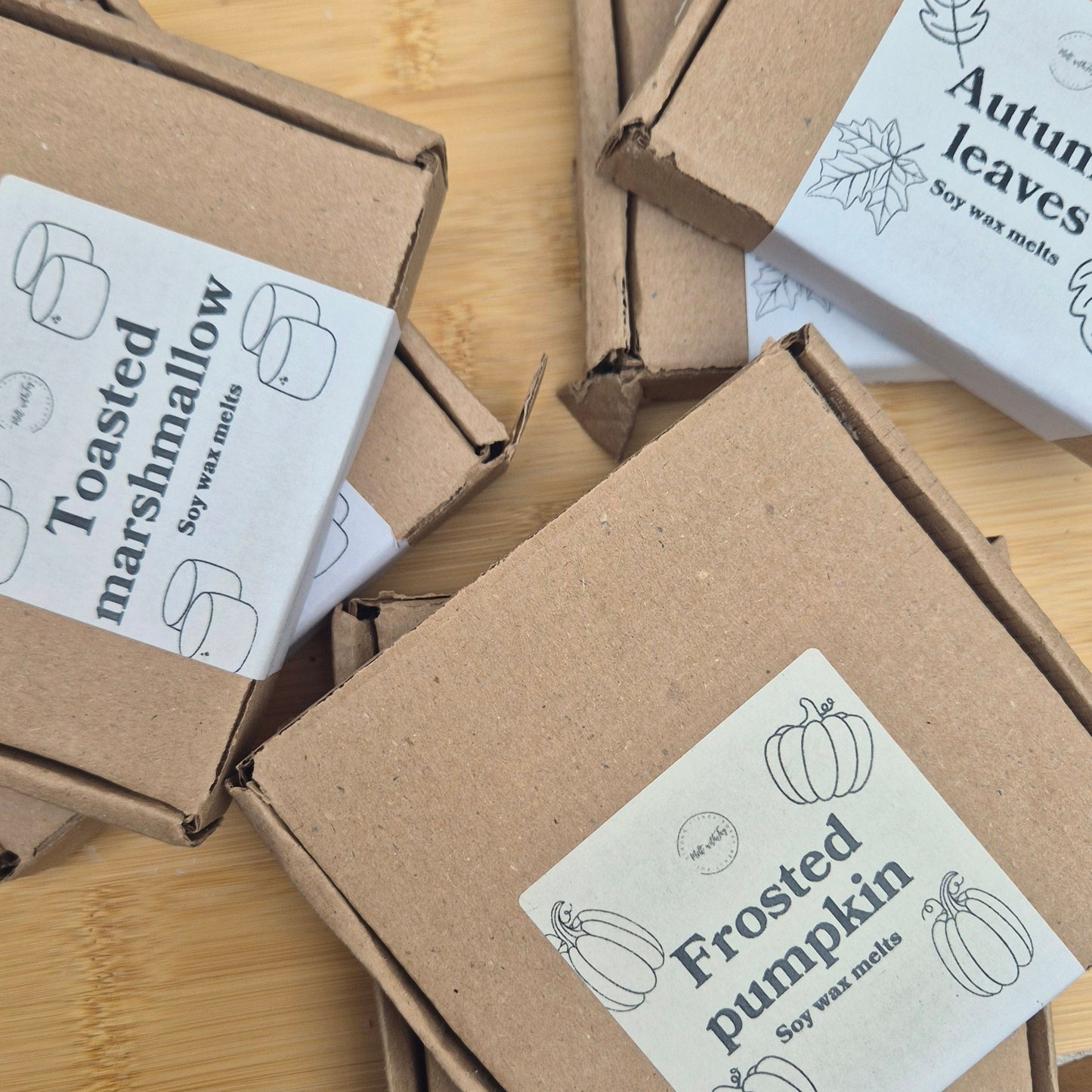 Pumpkin Posse — Box of 9 Pumpkin-Shaped Wax Melts
