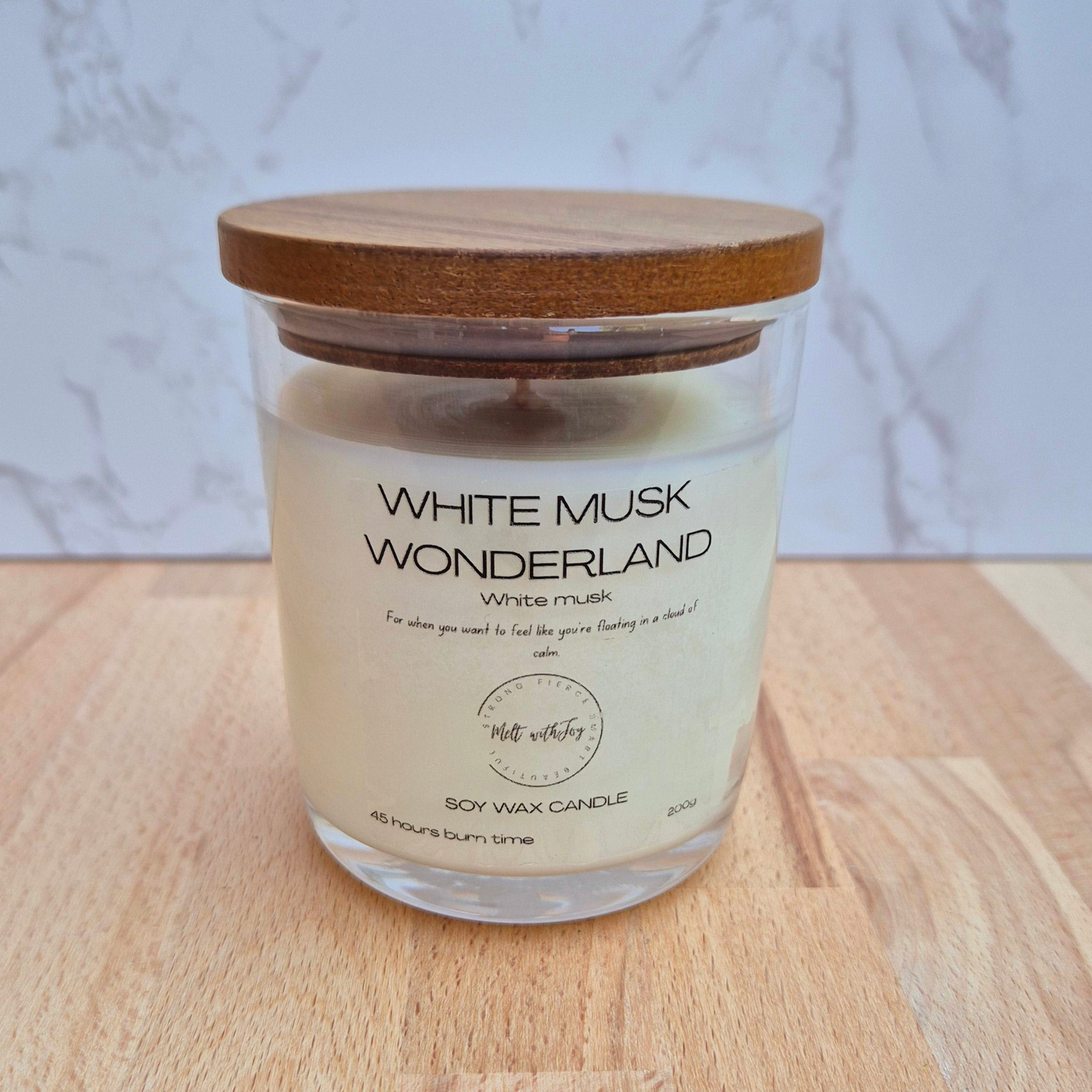 White Musk Wonderland Candle