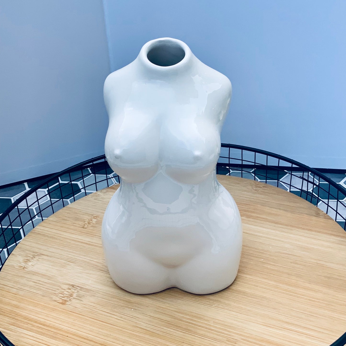 Body vase